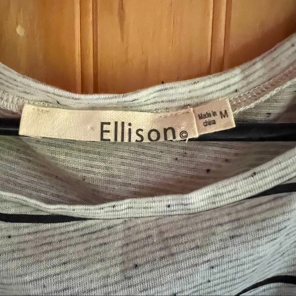 JUST BE YOURSELF TOP - ELLISON - Picture 5 of 7